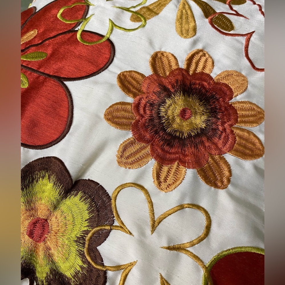 Pier 1 Floral Textured Embroidered pillow throw flowers OSB - Picture 7 of 7
